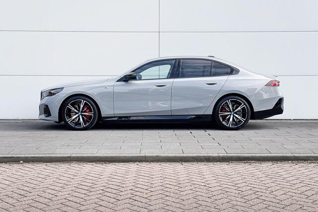 BMW i5 Sedan M60 xDrive 84 kWh