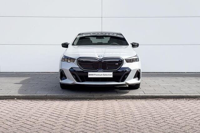BMW i5 Sedan M60 xDrive 84 kWh