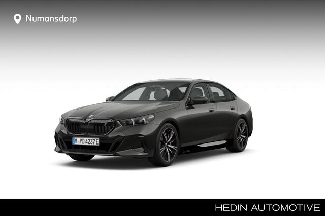 BMW i5 eDrive40 | M-Sport Pro | 20'' | Panorama. | Comfortstoel. | Stoelvent. | Park. + Driv. Plus | | Head-Up | Comf. Acc. | Stuur + stoelverw. voor/achter | Trekhaak | Elek. achterklep