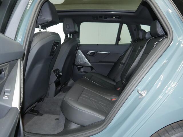 BMW i5 Touring eDrive40 M-Sport - Onderstel Prof - Pano - Trekhaak - Bowers & Wilkins