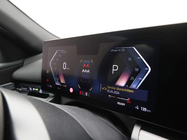 BMW i5 Sedan eDrive40 M Sportpakket 20'' / Panoramadak / Comfortstoelen / Harman Kardon / Driving Assistant Plus