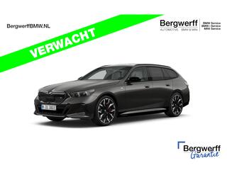 bmw-i5-touring-m60-xdrive---pano---