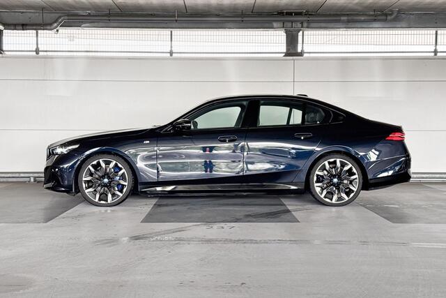 BMW i5 Sedan M60 xDrive 84 kWh