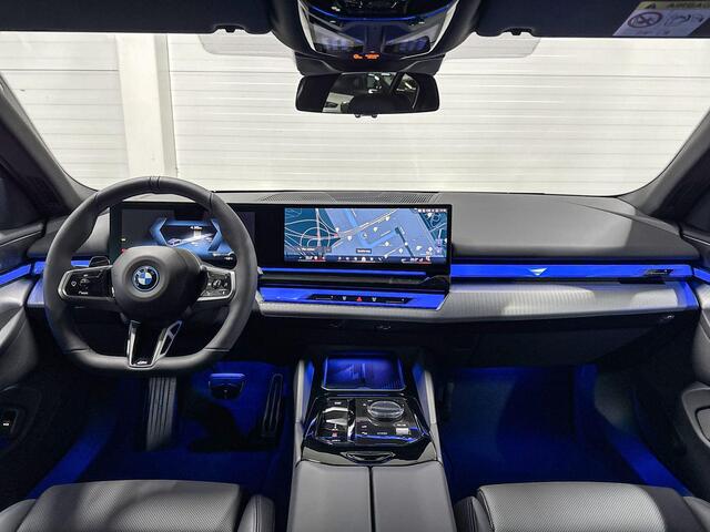 BMW i5 eDrive40 | M-Sport Pro | Travel Pack | Driving Assistant | Harman/Kardon | Comfort Access