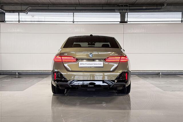 BMW i5 Sedan eDrive40 M Sport Edition 84 kWh | M Sportpakket | Travel Pack