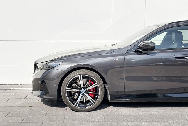 BMW i5 Touring eDrive40 M Sport Edition 84 kWh