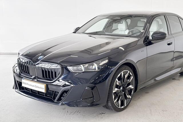 BMW i5 Sedan eDrive40 M Sport Edition