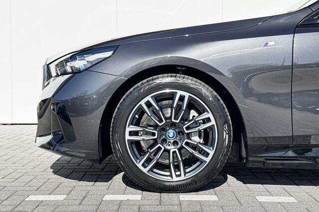 BMW i5 Sedan eDrive40 84 kWh Comfort pack| M Sport |