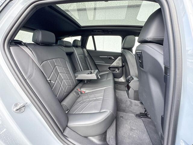 BMW i5 Touring M60 xDrive 84 kWh | Innovation Pack | M Sport | Trekhaak