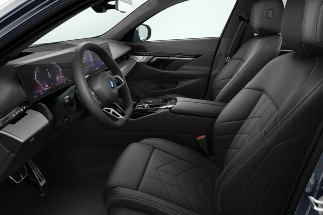 BMW i5 Sedan eDrive40 M Sport Edition 84 kWh | M Sportpakket Pro | Innovation Pack | Travel Pack | Comfort Pack