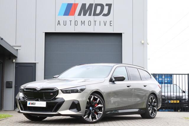 BMW i5 Touring M60 xDrive 601PK Bowers & Wilkens Trekhaak 21 inch -VOL-