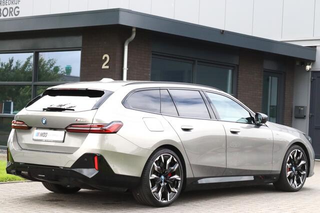 BMW i5 Touring M60 xDrive 601PK Bowers & Wilkens Trekhaak 21 inch -VOL-