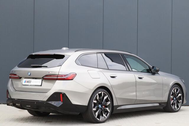 BMW i5 Touring M60 xDrive 601PK Bowers & Wilkens Trekhaak 21 inch -VOL-