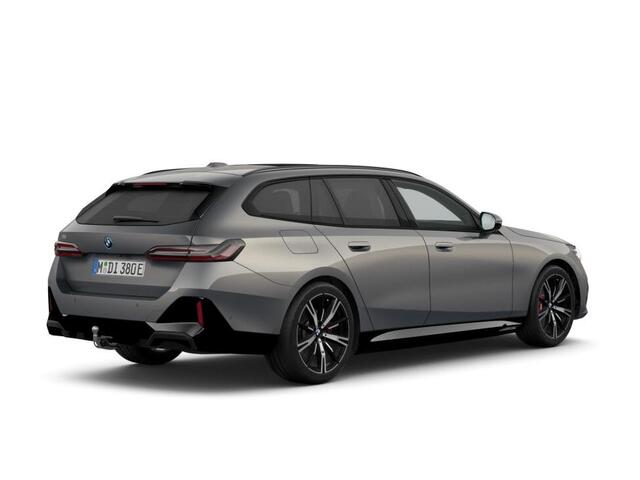 BMW i5 eDrive40 M Sport Edition 84 kWh M Sportpakket Pro | Comfort Pack | Innovation Pack | Travel Pack