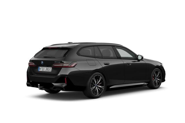 BMW i5 Touring eDrive40 M Sport Edition 84 kWh | M Sportpakket Pro | Innovation Pack | Comfort Pack | Trekhaak