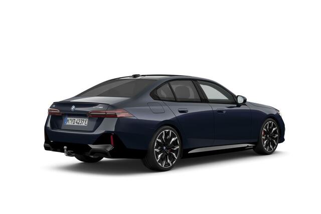 BMW i5 Sedan eDrive40 M Sport Edition 84 kWh | M Sportpakket Pro | Innovation Pack | Travel Pack | Comfort Pack | Trekhaak