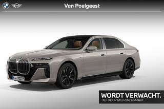 bmw-i7-xdrive60-privilege-edition-m