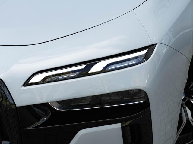 BMW i7 xDrive60 - M-Sport Pro - Executive Drive Pro - Bowers & Wilkins - Driving Ass Prof