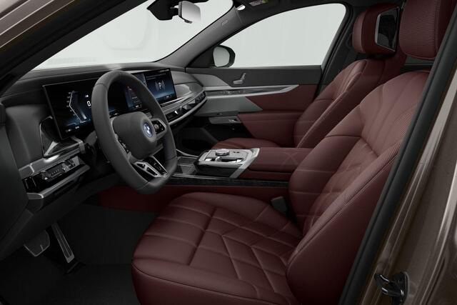 BMW i7 M70 xDrive | M Performance Pack | Sky Lounge | Executive Lounge | Executive Drive Pro | Massagefunctie | Parking Assistant Professional | Driving Assistant Professional