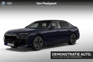 bmw-i7-xdrive60-privilege-edition-m