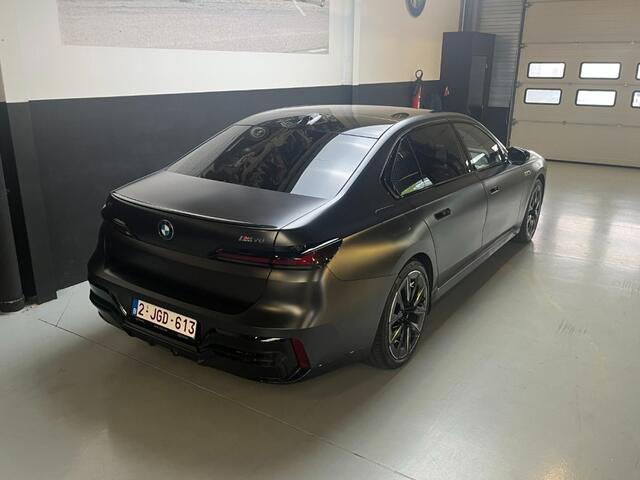 BMW i7 M70 X-Drive (VAT Car) (2026)