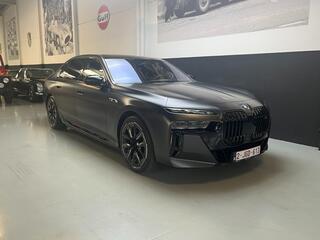 bmw-i7-m70-x-drive--(vat-car)--(202