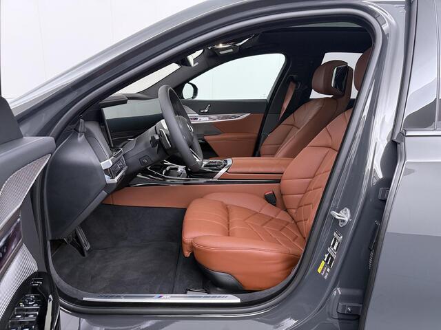BMW i7 eDrive50 106 kWh | M-Sport Pro | Innovation Pack | Executive Pack | Connoisseur Pack | Warmte Comfort Pack |