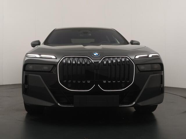 BMW i7 eDrive50 106 kWh | M-Sport Pro | Innovation Pack | Executive Pack | Connoisseur Pack | Warmte Comfort Pack |
