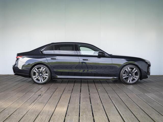 BMW i7 eDrive50 | M Sportpakket Pro | Innovation Pack | Connoisseur Pack