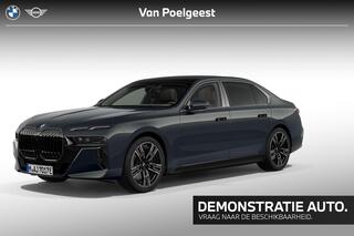 bmw-i7-edrive50-privilege-edition-m