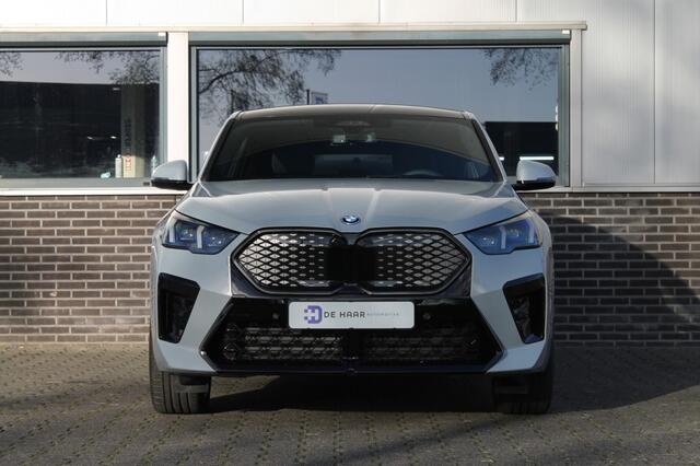 BMW iX xDrive30 M Sport Pro - Head-Up - Pano - Harman/Kardon