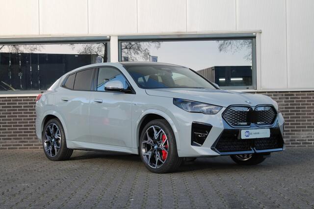 BMW iX xDrive30 M Sport Pro - Head-Up - Pano - Harman/Kardon