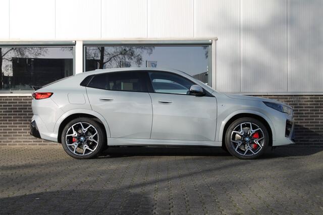 BMW iX xDrive30 M Sport Pro - Head-Up - Pano - Harman/Kardon