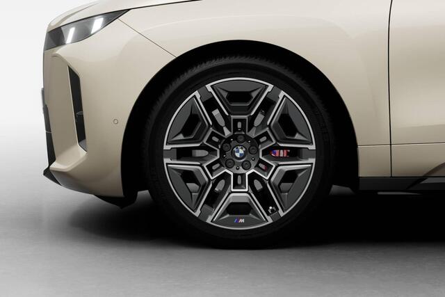 BMW iX xDrive60 | M Sport Pro | Comfort Pack | Innovation Pack