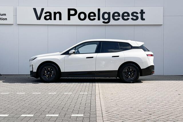 BMW iX xDrive50 Business Edition Plus 112 kWh