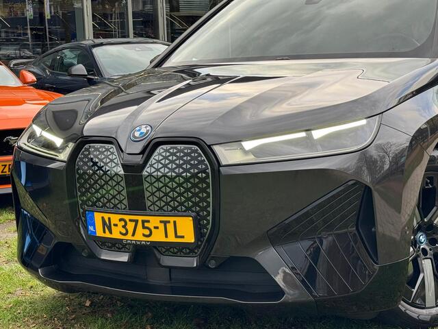 BMW iX xDrive40 Executive 77 kWh NL-Auto