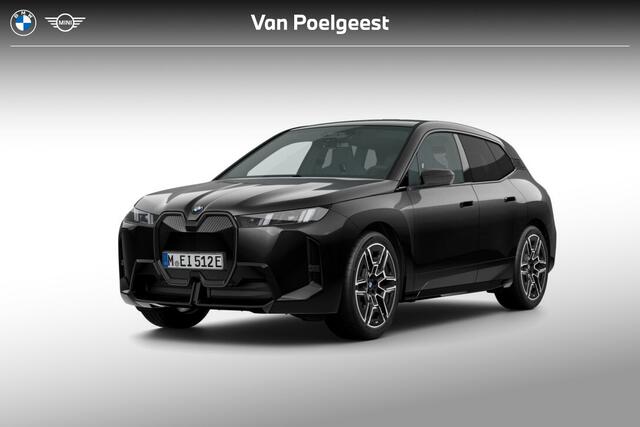 BMW iX xDrive60 | M Sport Pro | Comfort Pack | Innovation Pack | Showroomvoordeel