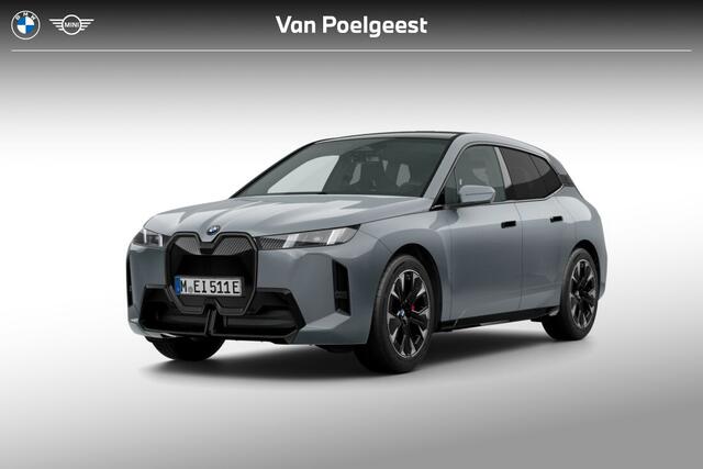 BMW iX xDrive45 101 kWh | M Sportpakket Pro | Comfort Pack | Trekhaak