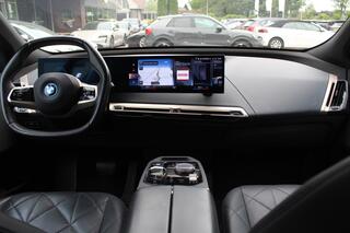 bmw-ix-xdrive40-executive-77-kwh---