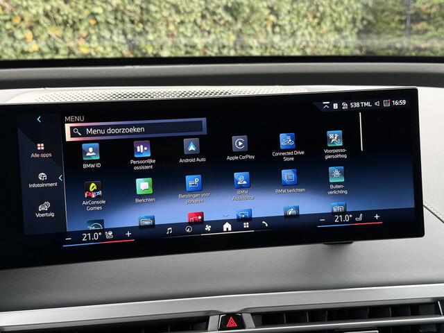 BMW iX xDrive60 | M-Sport Pro | Panorama Sky Lounge | Driv. Ass. Prof. | Harman/Kardon | Act. Steering