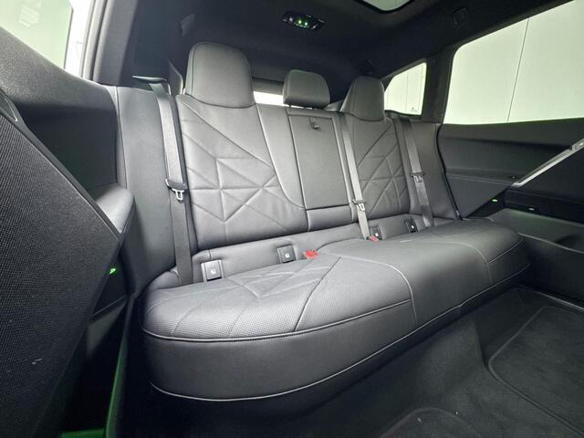 BMW iX xDrive40 High Executive Luchtvering / Harman Kardon Audio / Stoelventilatie / Stoelverwarming / Panoramadak