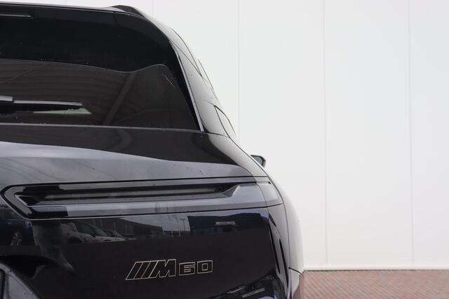 BMW iX xDrive50 Executive 112 kWh Sportpakket/ 22" LMV/ Stoelventilatie/ Stoelverwarming/ Elektrische Stoelen/ Achteruitrij camera