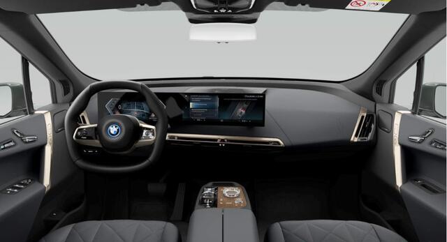 BMW iX xDrive40 - Sportpakket - Pano - Trekhaak - Massage - Lasers - Driving Ass Prof