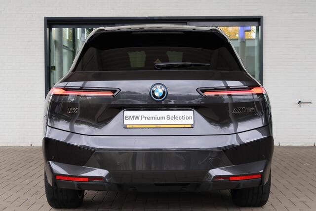 BMW iX M60 High Executive 112 kWh | Bowers & Wilkins | M Aerodynamica | Head-up Display | Voorstoelen Verwarmd | Lentevoordeel