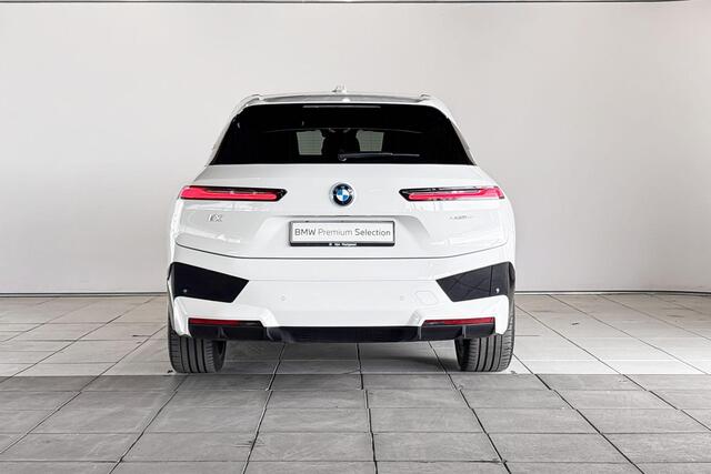 BMW iX xDrive40 High Executive Sportpakket
