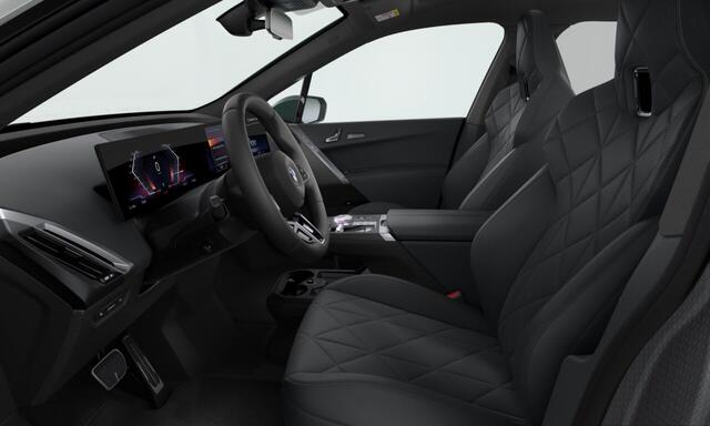 BMW iX xDrive60 | M Sportpakket Pro | Comfort pack | Trekhaak xDrive60 112 kWh