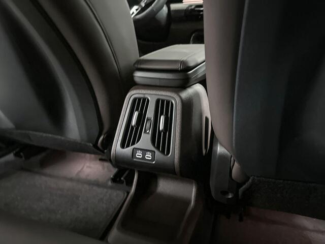 BMW iX1 eDrive20 M-Sport Pro | Premium Pack | Travel Pack | Harman/Kardon | Schuif-/Kanteldak