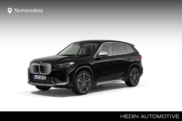 BMW iX1 eDrive20 | xLine | 20'' | Panorama | Harman/Kardon