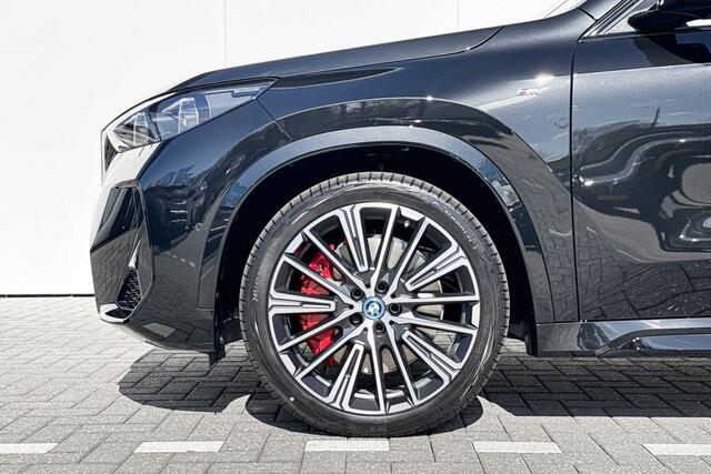 BMW iX1 eDrive20 67 kWh