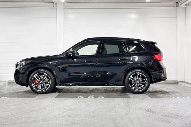 BMW iX1 eDrive20 | M-Sport Pro | Travel Pack | Innovation Pack | Driving Assistant Plus | Harman/Kardon | Comfort Access | Trekhaak